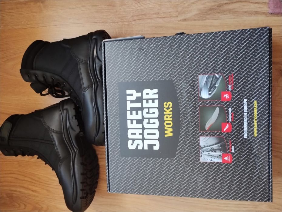 Nowe buty męskie.