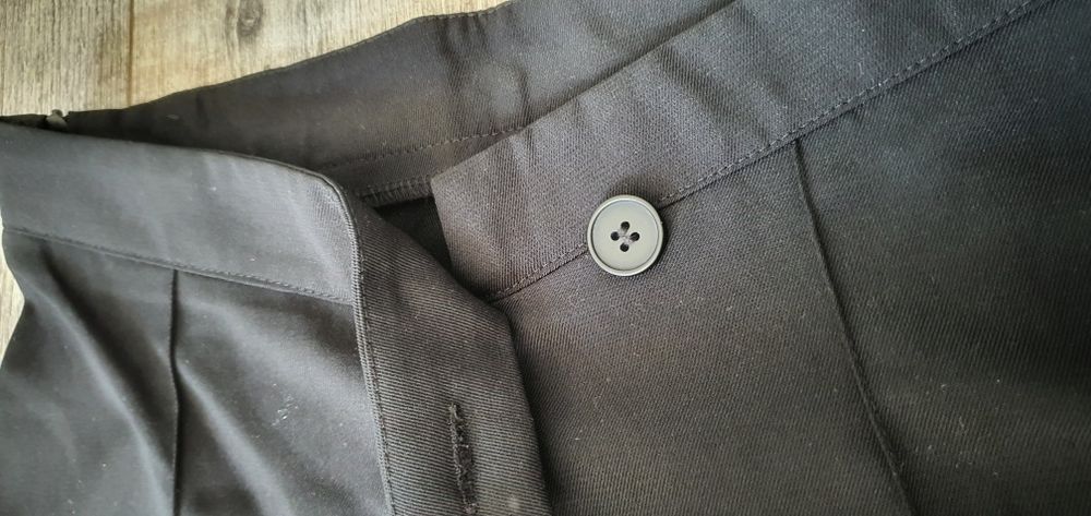 Eleganckie spodnie SHEIN – rozmiar L