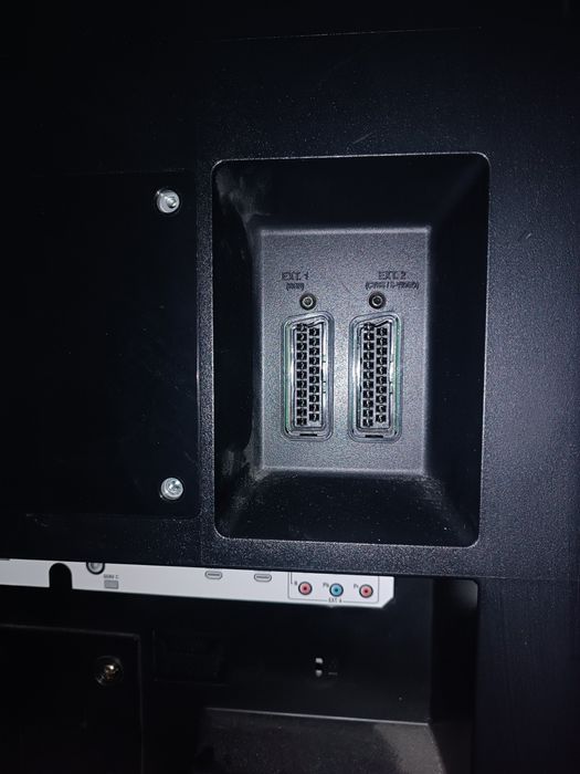 Телевізор Philips 32" (81 см). 2 HDMI. Збірка Польща. Гарна картинка