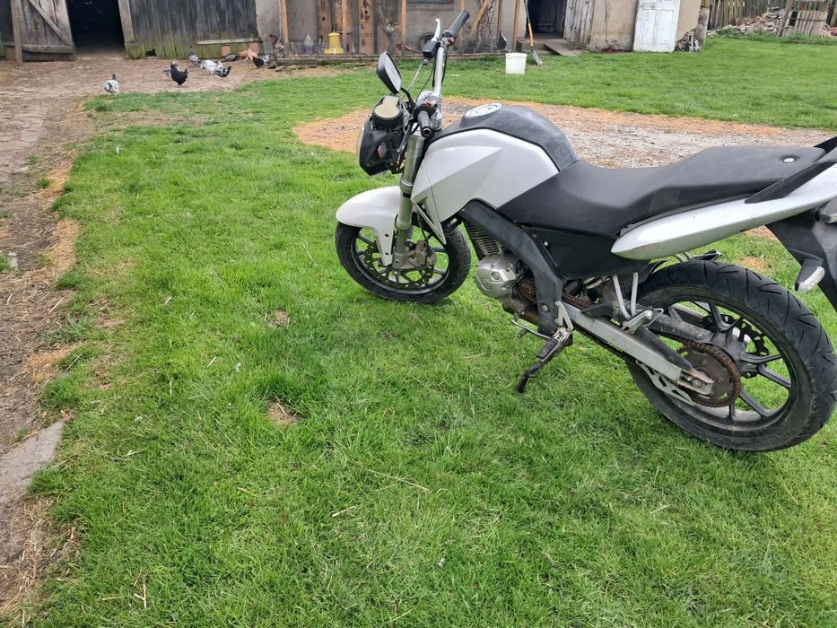 Motor hespana 125