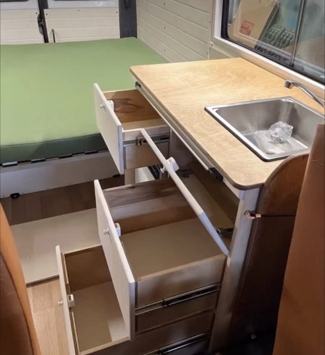 Mercedes MB 100 Campervan / Caravana