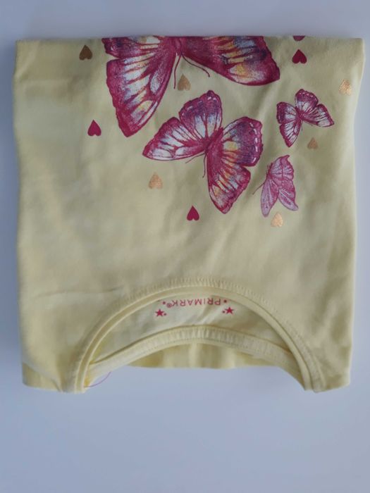 Sprzedam nowy t-shirt dziewczęcy