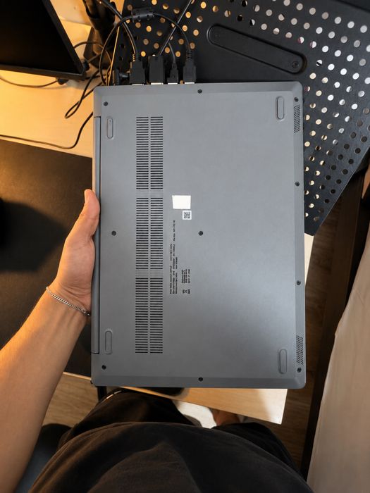 Lenovo IdeaPad 3 i3 10ª Geração • 8GB RAM • SSD 238GB • Como Novo