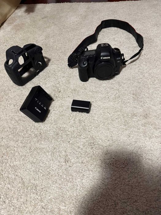 Canon EOS 5D Mark II - Full Frame (Corpo)