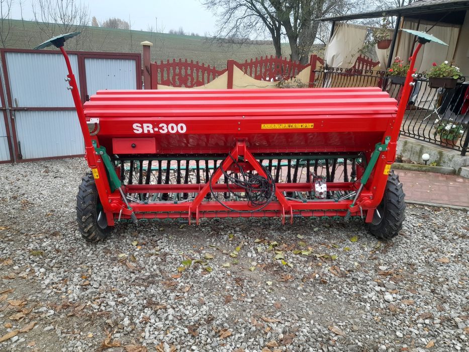 Siewnik Agro Masz 3m