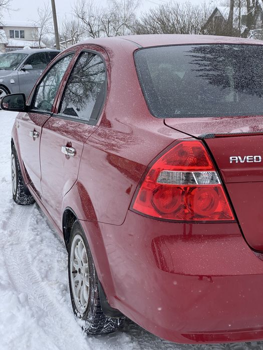 Шевроле Авео 1,5 газ/бензин Автомат