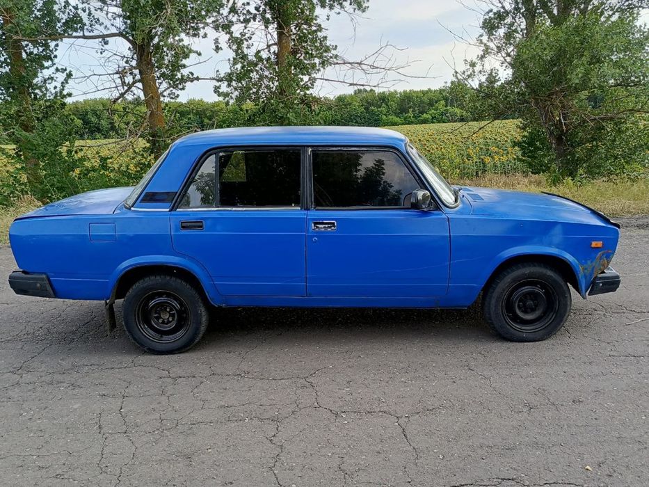 Продам ваз 2107
