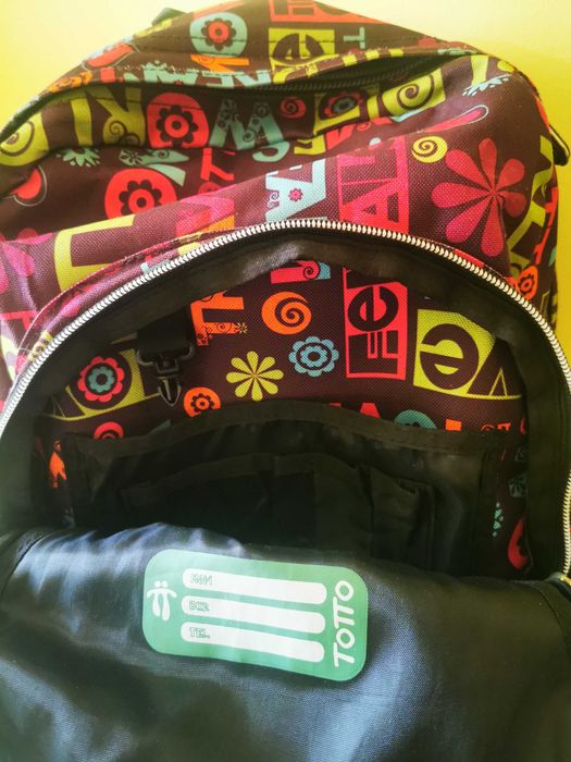 Mochila da TOTTO + Estojo