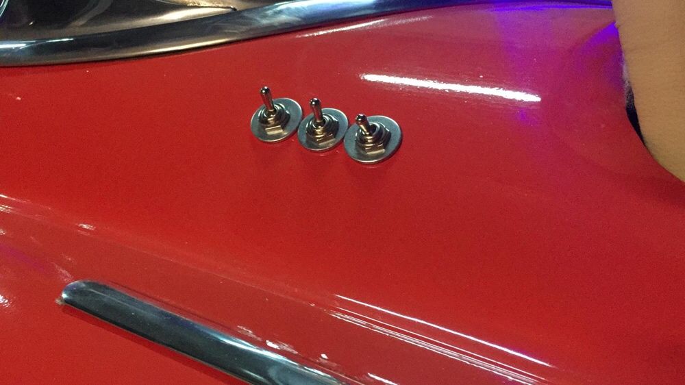 Antigo Sofá Americano. Buick USA.