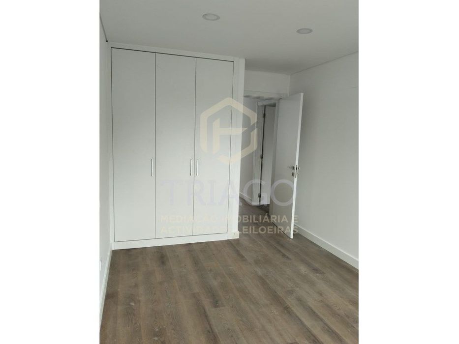 Fantástico Apartamento T2 com Varanda