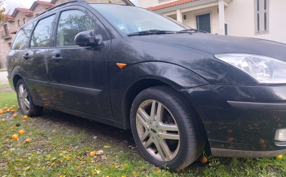 Ford focus 1.4 gasolina