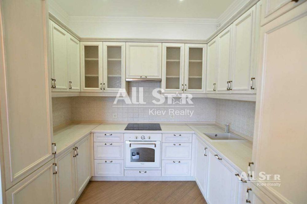 Оренда 4к квартири в Києві, Назарівська вул. 23А Без комісії