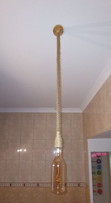 Candeeiros feitos a mao