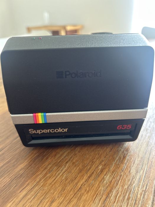 Polaroid supercolor 635, dos anos 80, em perfeito estadone com caixa