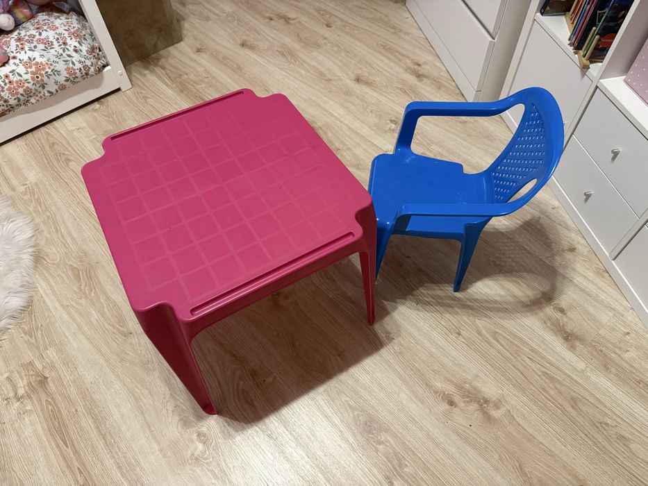 Mesa + Cadeira para Criancas