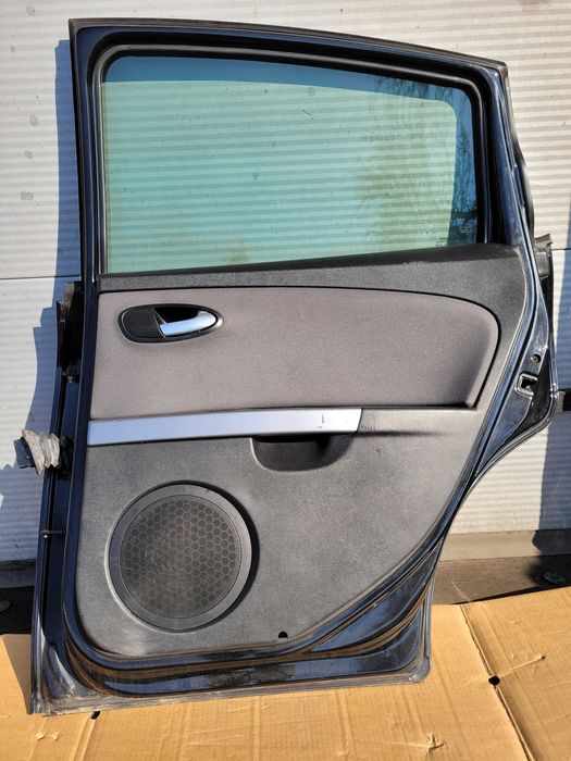 Drzwi Tylne Prawe Seat Leon II 2 Czarne LZ9Y 05-12