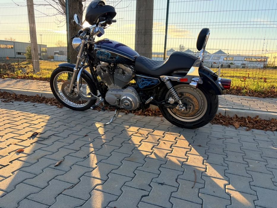 Harley-Davidson Sportster XL 883