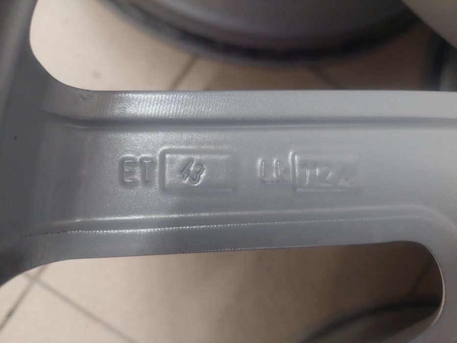 Комплект легкосплавних дисків Skoda Volkswagen Audi Seat R18 5×112