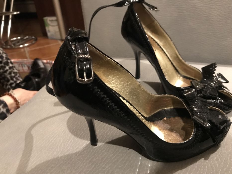 Szpilki skóra R 35 wysyłka