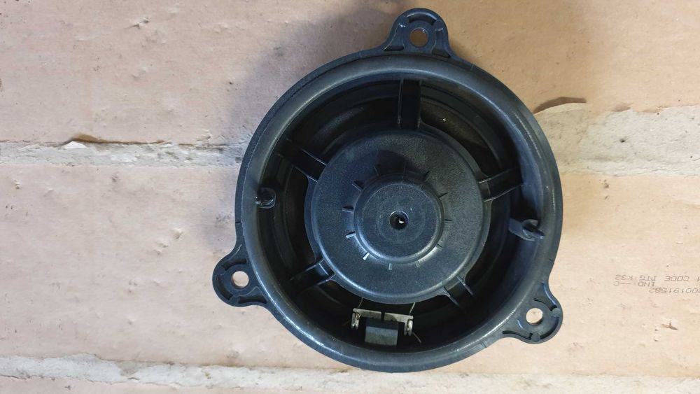 renault megane III 3 głośnik drzwi