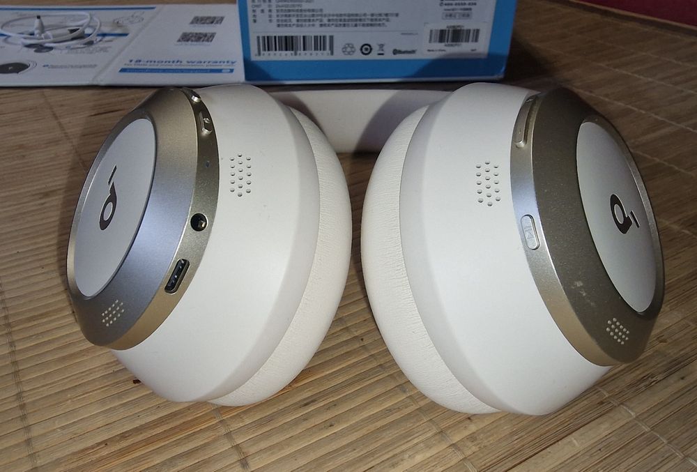 Навушники Anker SoundCore Space One Pro White.