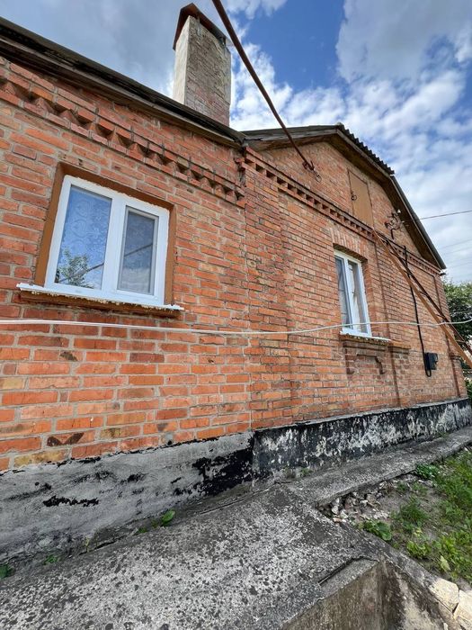 Будинок в районі авторинку