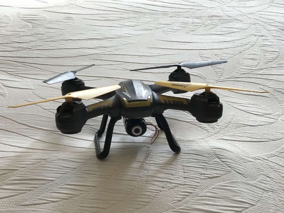 Квадрокоптер Skytech TK 107.