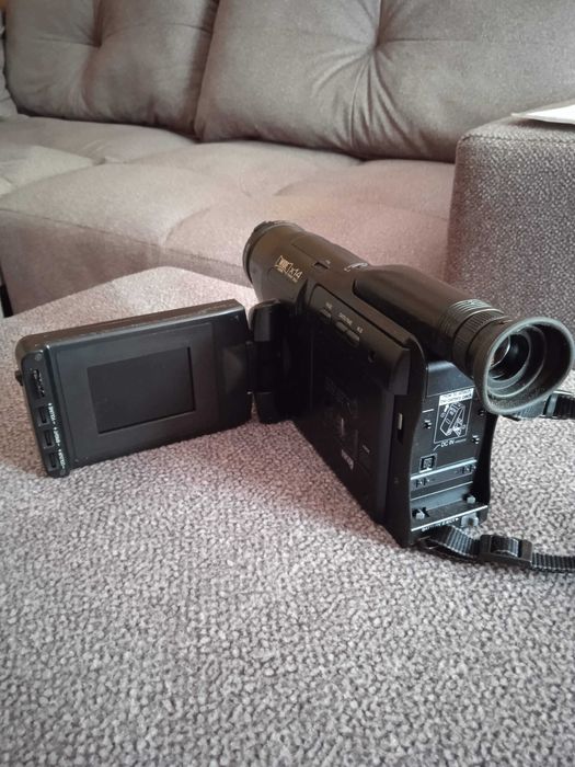 Видеокамера Panasonic VX1