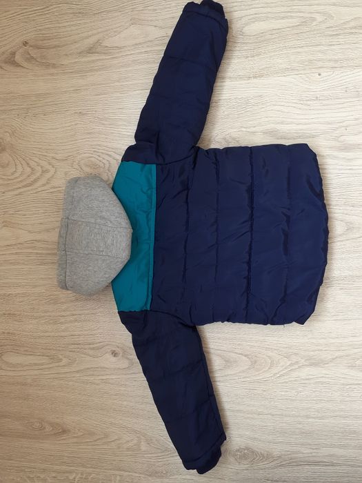 Курточка на осінь, весну