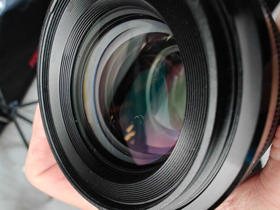 Sony FE 90 mm F2.8 Macro G OSS