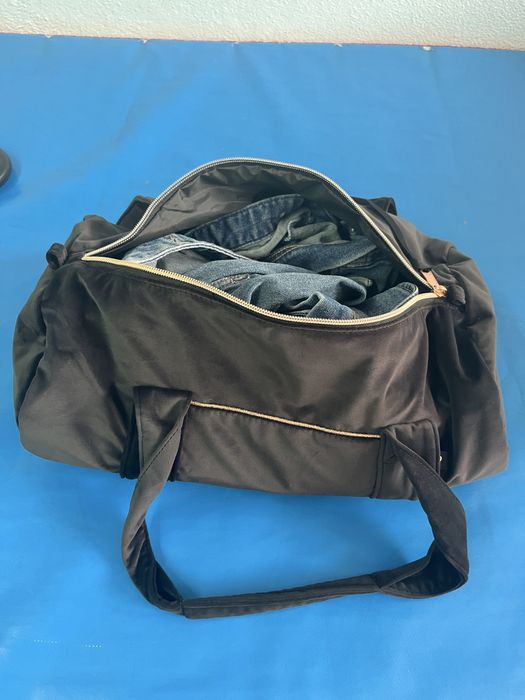 Saco preto e  dois maillots de ballet