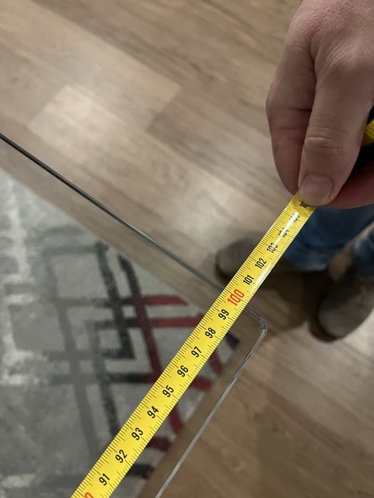 Mesa de vridro muito boa