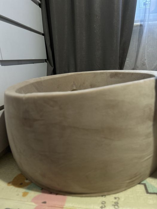 Сухий басейн з кульками