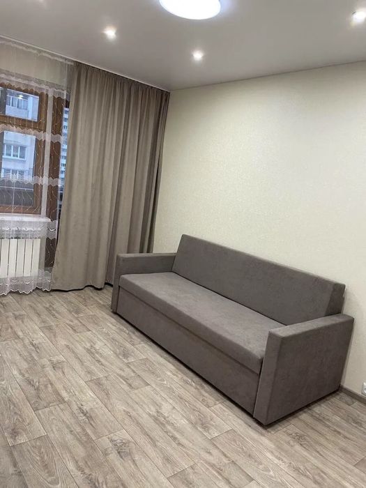 Оренда 1к, вул. Драгоманова 7а, Дарницький район, метро Позняки,