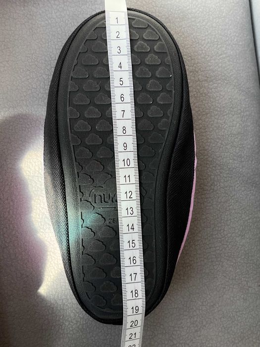 Antypoślizgowe Kapcie dziecięce do przedszkola domu Nuvola rozm. 28-29