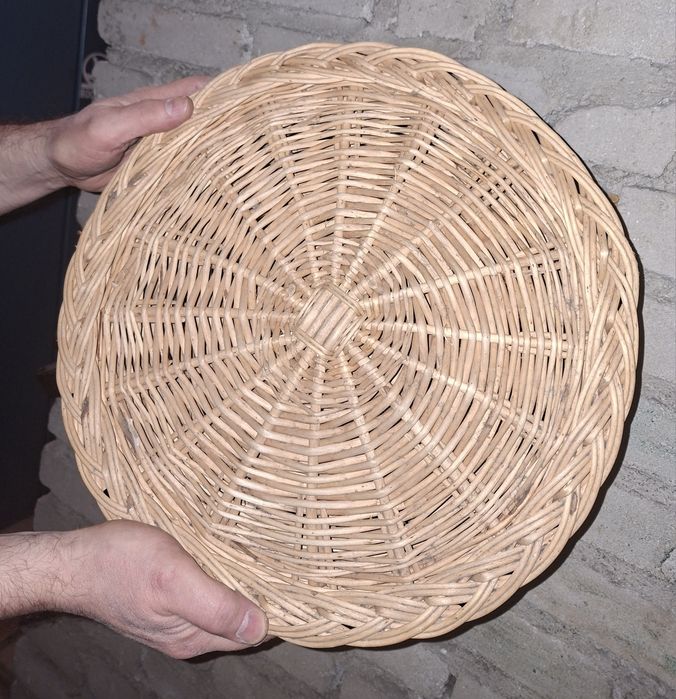 Taca wiklinowa, ratanowa