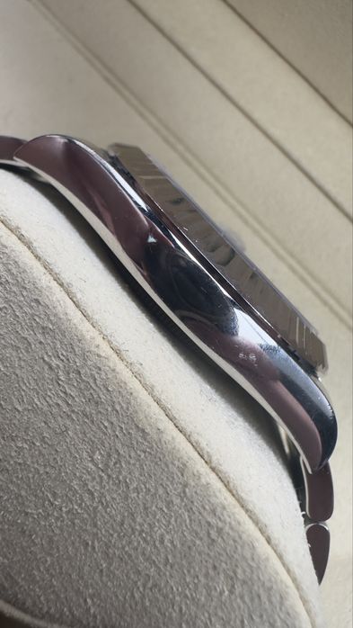 Rolex Date Just 41mm rhodium dial