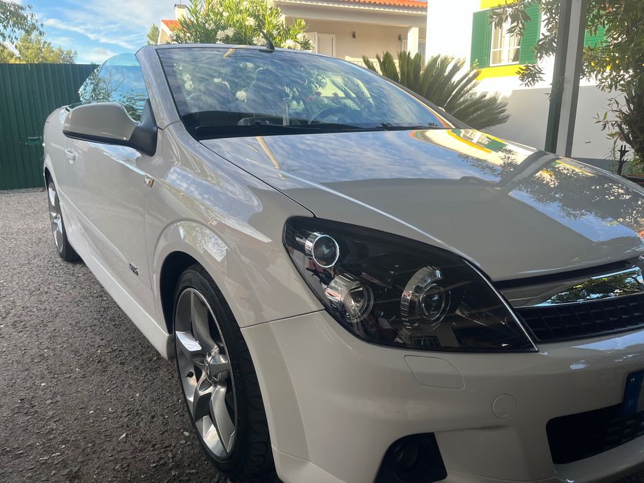 Opel Astra Twin Top 1.9 CDTI 150CV OPC LINE