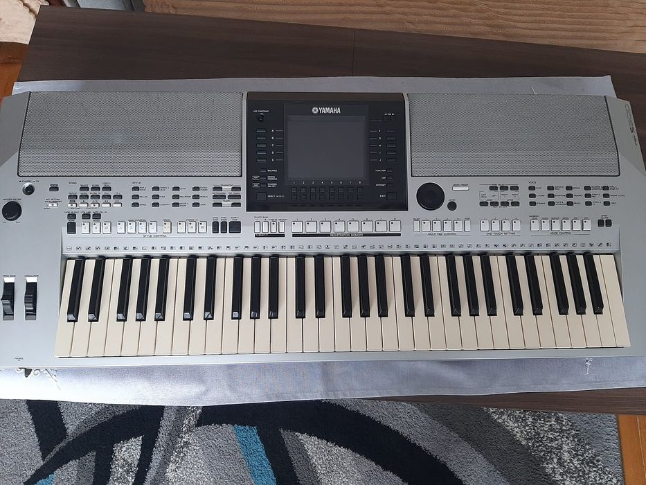 Yamaha Keyboard PSR-S900