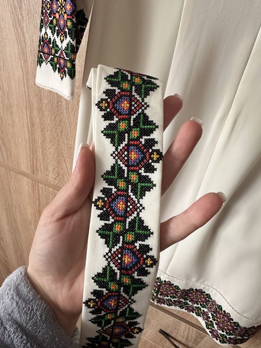 Вишиване плаття