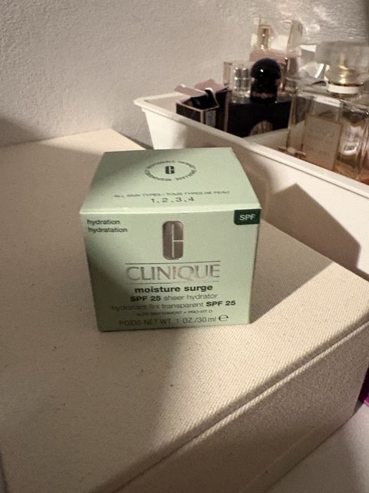 Krem clinique spv 25