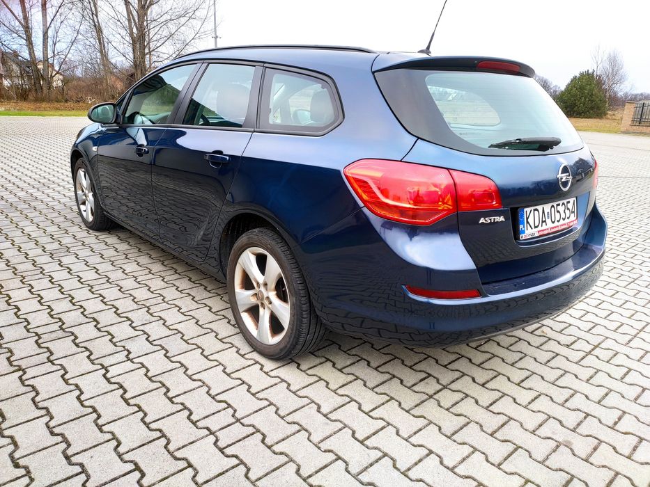 Opel Astra 1.6 benzyna