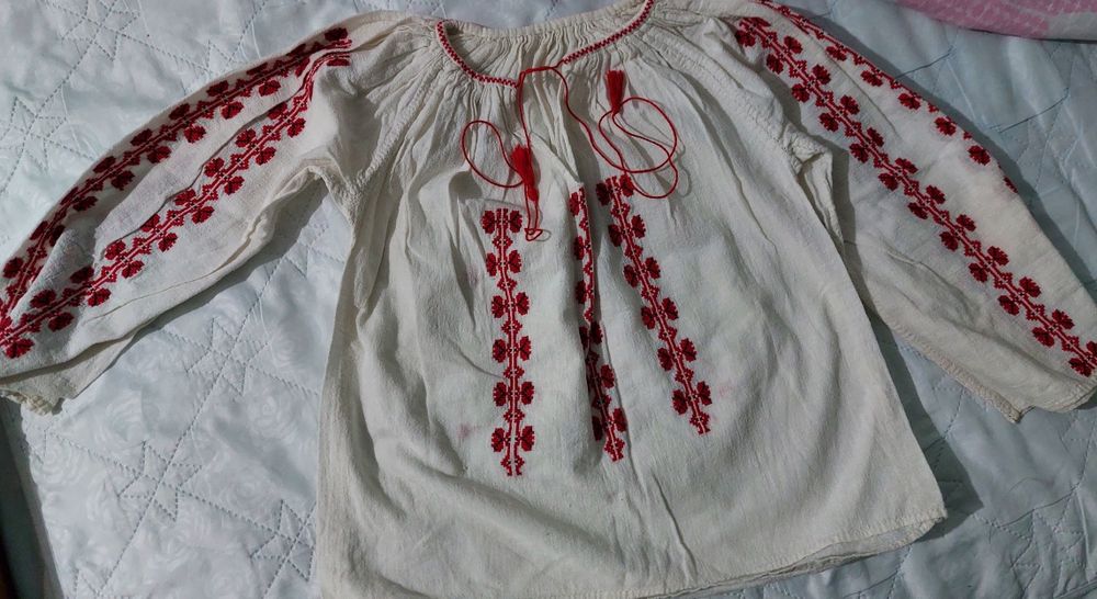 Вишиванка. Вишивана сорочка для дівчинки