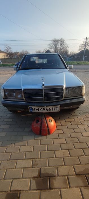 Продам Мерседес. Е190