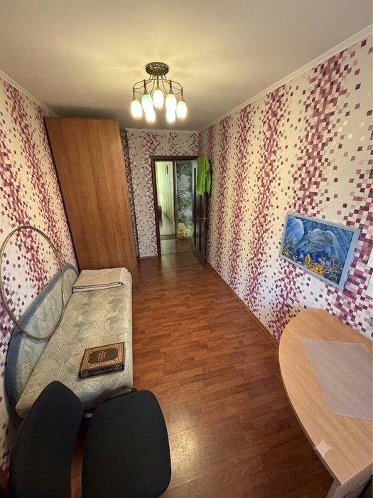 Продам 3-кімнатну квартиру на пр. Поля ( Кірова)