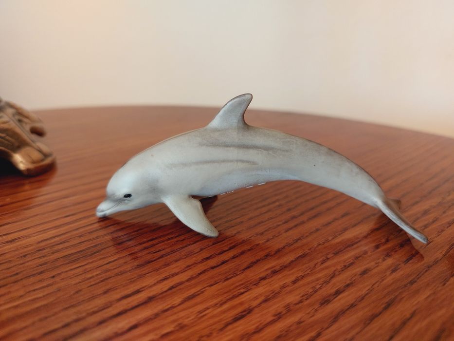 Delfin schleich figurka