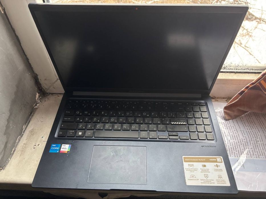 Продам асус в новому стані