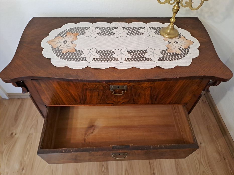 Komoda Mahoniowa Louis Philippe XIX w. na Kółkach