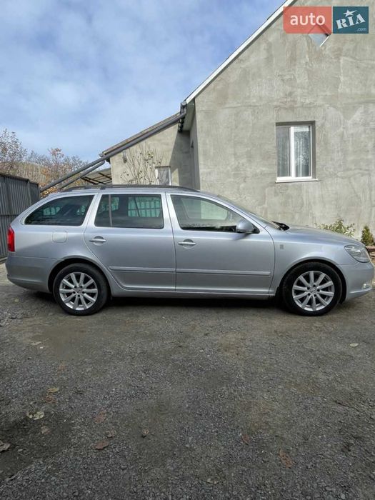 Автомобіль SKODA OCTAVIA A5  1,6 TDI