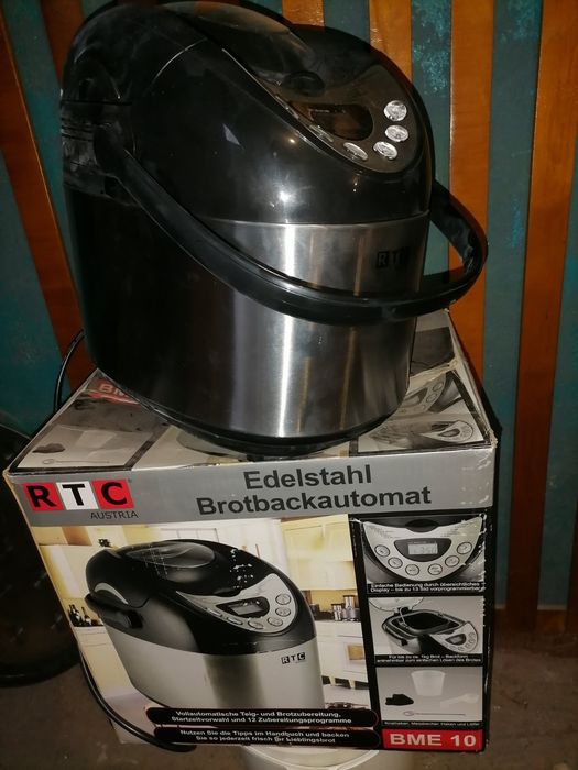 Электрическая хлебопечка новая